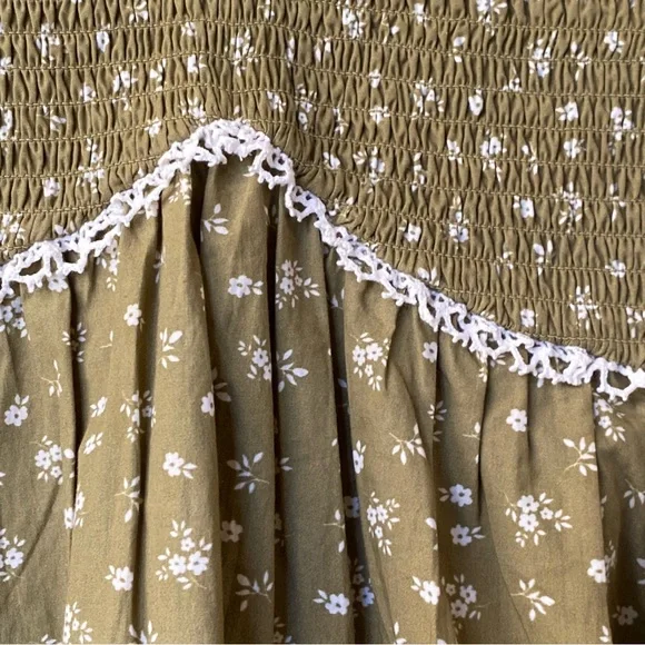 The Stockplace Green Floral Cottage Willow Midi Dress - Picture 12 of 12